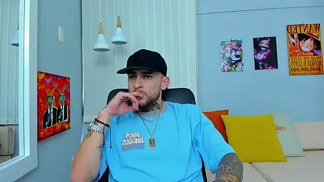 Snapshot of Drako_Lamar chatting on February 20, 2025, 4:58 pm Drako Lamar online show from February 20, 2025, 4:58 pm