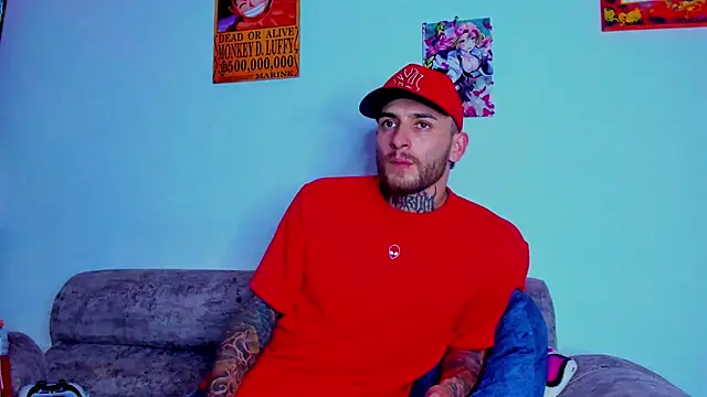 Snapshot of Drako_Lamar chatting on October 7, 2025, 10:33 pm Drako Lamar online show from October 7, 2025, 10:33 pm