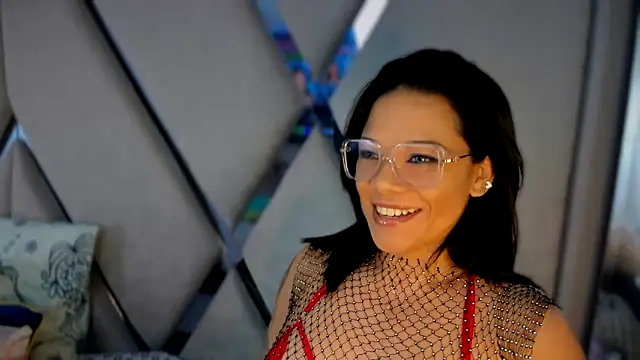 Snapshot of paula_daniela1 chatting on March 13, 2025, 9:48 pm paula daniela1 online show from March 13, 2025, 9:48 pm