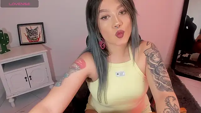 kat apple online show from October 24, 2025, 3:44 pm