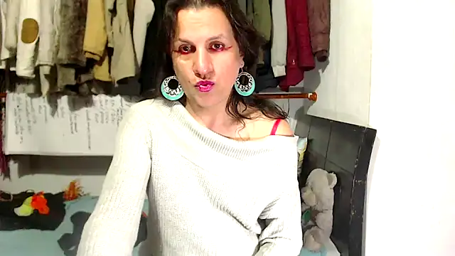 LorenJade online show from March 11, 2026, 7:13 am