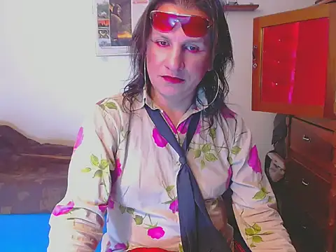 LorenJade online show from January 17, 2026, 11:52 pm