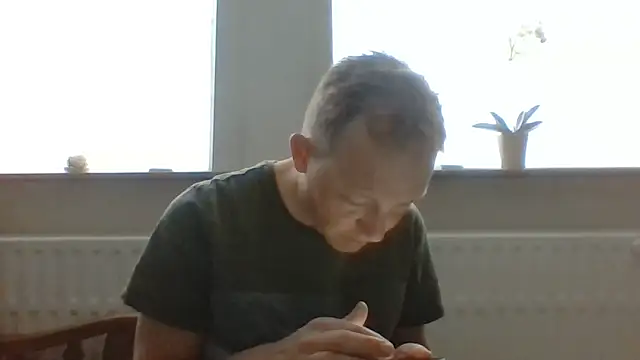 Snapshot of bertolini chatting on May 15, 2026, 6:39 pm bertolini online show from May 15, 2026, 6:39 pm