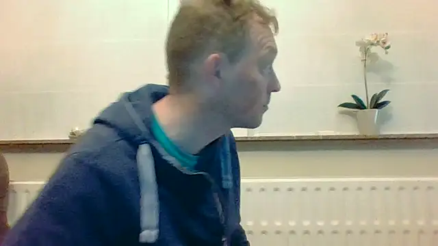 Snapshot of bertolini chatting on May 18, 2026, 9:08 pm bertolini online show from May 18, 2026, 9:08 pm