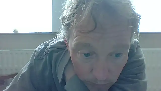 Snapshot of bertolini chatting on May 11, 2026, 1:01 pm bertolini online show from May 11, 2026, 1:01 pm