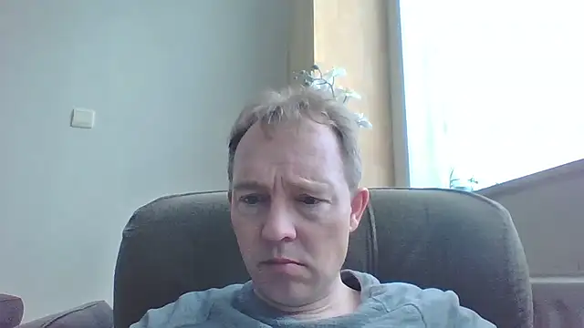 bertolini online show from February 8, 2026, 1:53 pm