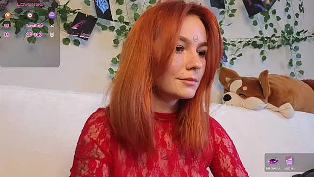 Snapshot of girl_with_snaketatto0 chatting on October 19, 2025, 3:31 am girl with snaketatto0 online show from October 19, 2025, 3:31 am