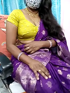 Snapshot of indian-adhaya chatting on June 5, 2026, 5:40 pm indian-adhaya online show from June 5, 2026, 5:40 pm