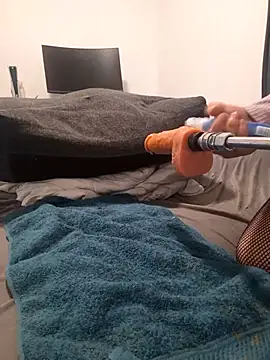 aprilexx online show from February 7, 2026, 6:38 pm