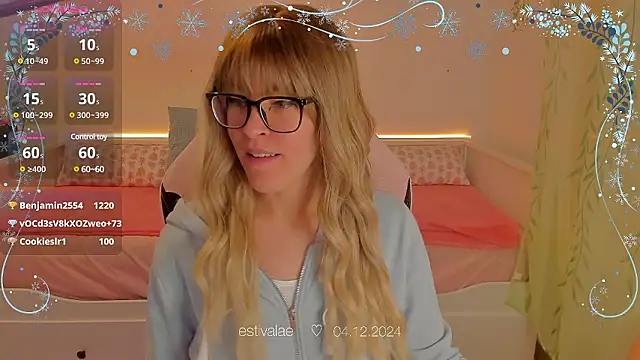 estivalae online show from December 4, 2024, 4:21 pm