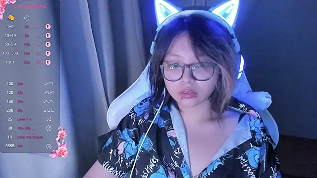 maydaykimmy online show from November 12, 2025, 9:18 pm