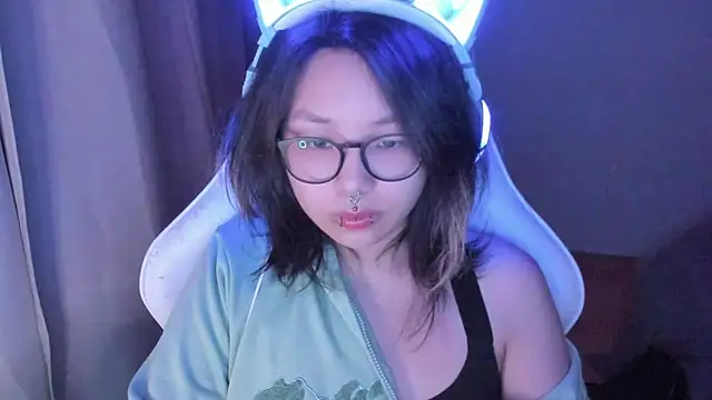 maydaykimmy online show from May 16, 2026, 8:52 pm