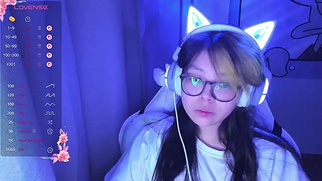 maydaykimmy online show from February 12, 2025, 9:43 pm