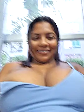 Snapshot of CanelitaPasion chatting on February 17, 2025, 11:11 pm CanelitaPasion online show from February 17, 2025, 11:11 pm
