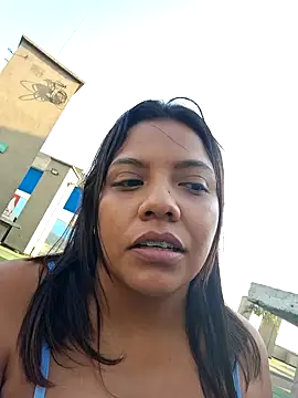 Snapshot of CanelitaPasion chatting on March 11, 2025, 9:48 pm CanelitaPasion online show from March 11, 2025, 9:48 pm