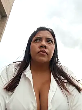 CanelitaPasion online show from November 15, 2025, 9:19 pm