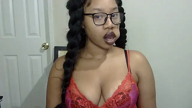 Snapshot of goddessdaisysky chatting on October 15, 2025, 5:32 pm goddessdaisysky online show from October 15, 2025, 5:32 pm