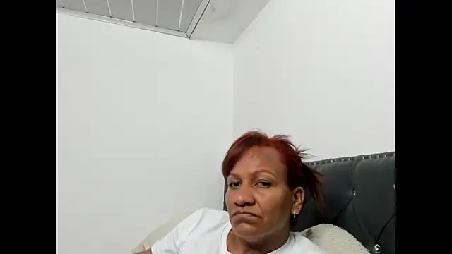 Snapshot of Laflaka22 chatting on March 17, 2025, 1:03 am Laflaka22 online show from March 17, 2025, 1:03 am