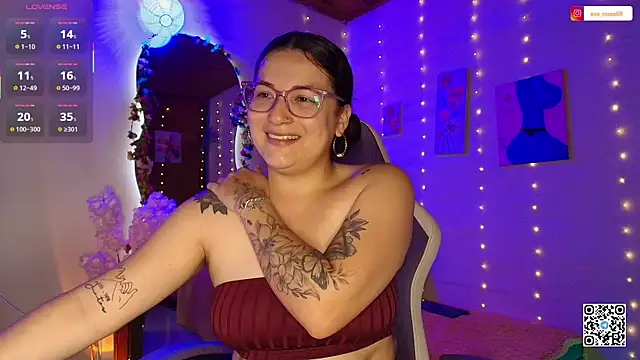 Snapshot of eva_rosse69 chatting on May 19, 2026, 12:12 pm eva rosse69 online show from May 19, 2026, 12:12 pm