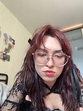 Snapshot of Evangeline_Lawrence_ chatting on April 19, 2026, 10:16 am Evangeline Lawrence online show from April 19, 2026, 10:16 am