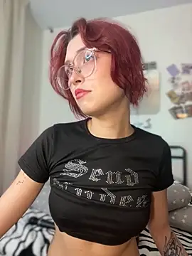 Evangeline Lawrence  online show from November 27, 2025, 6:52 pm