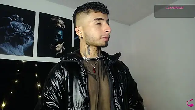 Snapshot of JuanCamiilo_66 chatting on February 9, 2025, 5:08 am JuanCamiilo 66 online show from February 9, 2025, 5:08 am