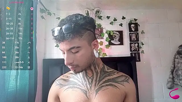 Snapshot of JuanCamiilo_66 chatting on May 27, 2026, 4:25 pm JuanCamiilo 66 online show from May 27, 2026, 4:25 pm