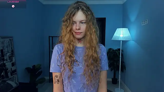 Snapshot of RayaNenlia chatting on February 8, 2026, 5:05 am RayaNenlia online show from February 8, 2026, 5:05 am