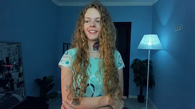 Snapshot of RayaNenlia chatting on February 18, 2026, 5:05 am RayaNenlia online show from February 18, 2026, 5:05 am