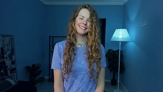 Snapshot of RayaNenlia chatting on February 20, 2026, 5:04 am RayaNenlia online show from February 20, 2026, 5:04 am