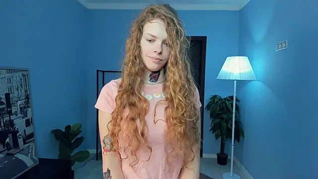 Snapshot of RayaNenlia chatting on February 16, 2026, 5:17 am RayaNenlia online show from February 16, 2026, 5:17 am