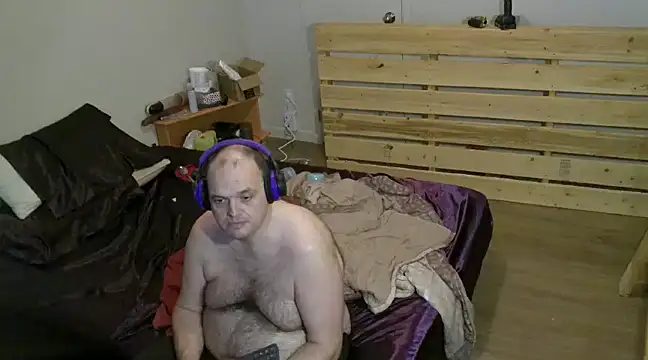 caressonnous online show from January 20, 2025, 10:37 pm