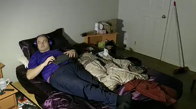 caressonnous online show from January 17, 2025, 5:11 am