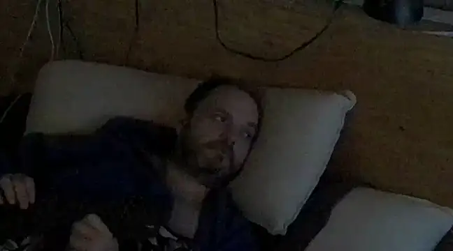 caressonnous online show from March 5, 2025, 6:34 pm