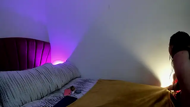 Snapshot of Melody_bonnie chatting on November 10, 2025, 11:04 am Melody bonnie online show from November 10, 2025, 11:04 am