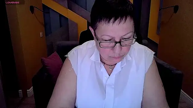 Snapshot of BarbaraTurners chatting on March 13, 2025, 3:44 am BarbaraTurners online show from March 13, 2025, 3:44 am