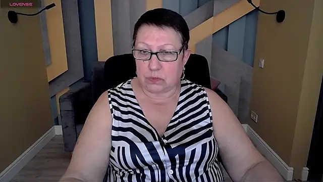 Snapshot of BarbaraTurners chatting on November 24, 2025, 7:36 pm BarbaraTurners online show from November 24, 2025, 7:36 pm