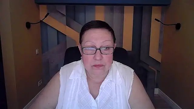 Snapshot of BarbaraTurners chatting on December 1, 2025, 7:37 pm BarbaraTurners online show from December 1, 2025, 7:37 pm