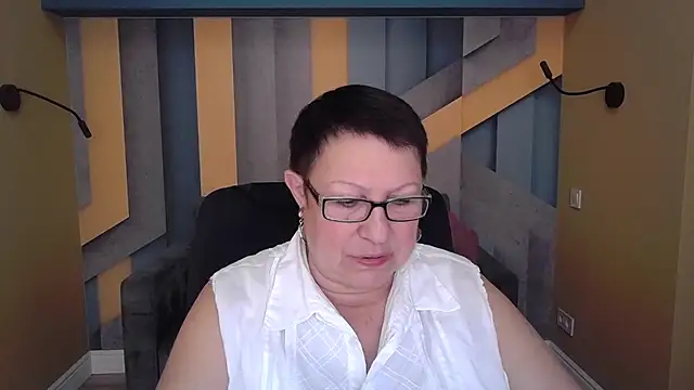 Snapshot of BarbaraTurners chatting on November 5, 2025, 7:39 pm BarbaraTurners online show from November 5, 2025, 7:39 pm