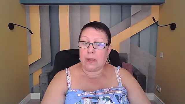 Snapshot of BarbaraTurners chatting on September 17, 2025, 6:21 pm BarbaraTurners online show from September 17, 2025, 6:21 pm