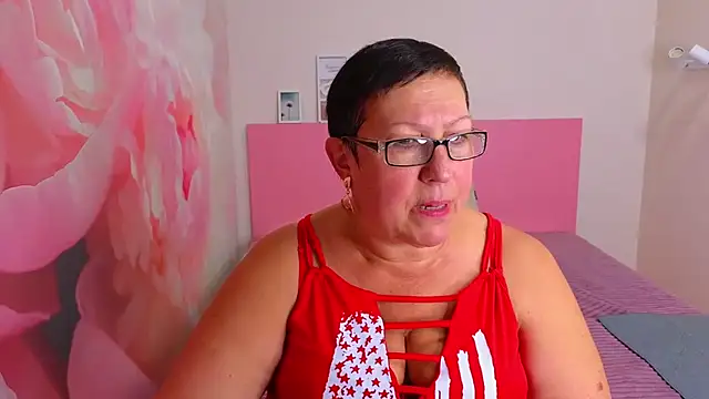 Snapshot of BarbaraTurners chatting on October 5, 2025, 11:34 am BarbaraTurners online show from October 5, 2025, 11:34 am