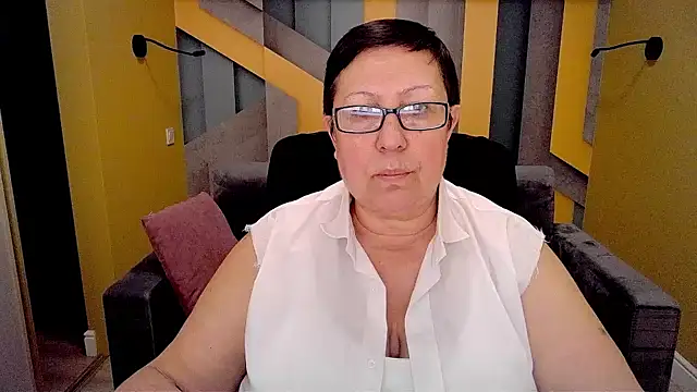 Snapshot of BarbaraTurners chatting on February 15, 2025, 2:26 am BarbaraTurners online show from February 15, 2025, 2:26 am