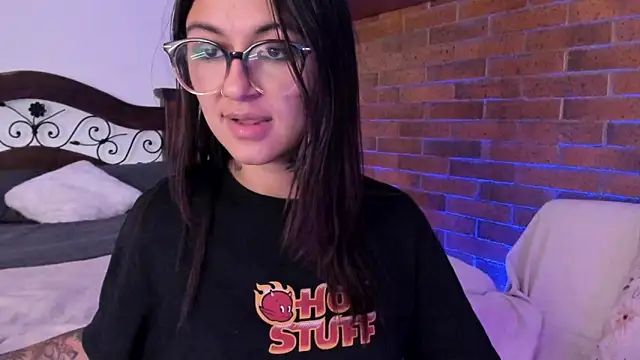 Snapshot of noemi_foxxx chatting on February 11, 2025, 3:51 pm noemi foxxx online show from February 11, 2025, 3:51 pm