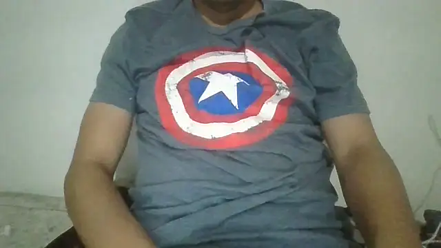 angeljz4 online show from October 15, 2025, 4:11 am