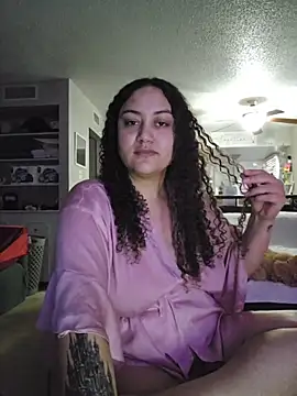 honeeyyy pot online show from October 31, 2025, 12:07 am