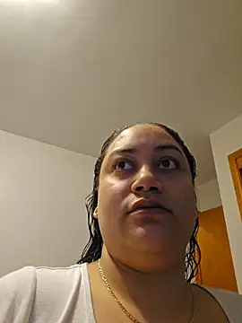 honeeyyy pot online show from April 16, 2026, 5:30 am