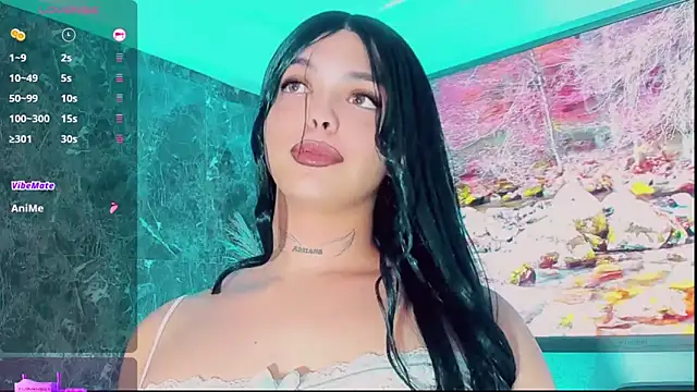 Snapshot of Emmaa_Saenz_ chatting on October 18, 2025, 12:01 am Emmaa Saenz online show from October 18, 2025, 12:01 am
