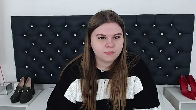 Snapshot of AbbyPleasure chatting on February 25, 2025, 9:42 am AbbyPleasure online show from February 25, 2025, 9:42 am