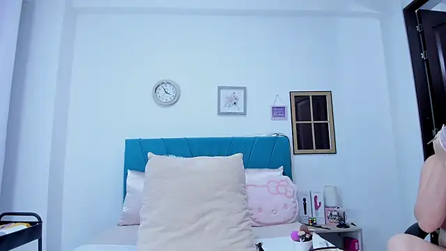 kamila lopez online show from March 19, 2026, 8:42 pm