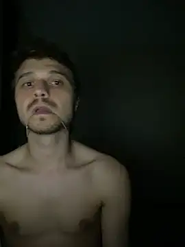 oguuxum online show from March 9, 2026, 10:02 pm